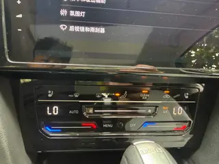 Volkswagen Magotan 2023 200 Ten thousand commemorative edition 330TSI DSG Luxury type interior photo 9 Volkswagen Magotan 2023 200 Ten thousand commemorative edition 330TSI DSG Luxury type interior photo 9