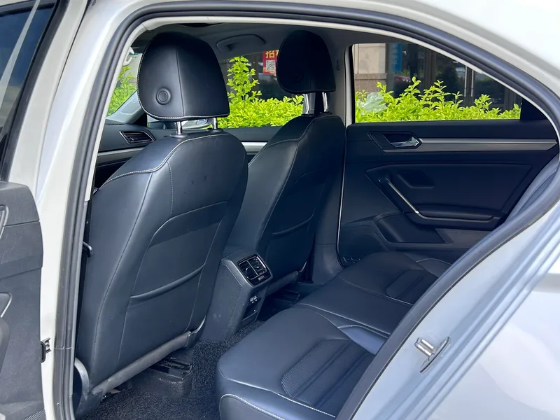 Volkswagen Lamando 2019 280TSI DSG Comfort Edition Country VI interior photo 8 Volkswagen Lamando 2019 280TSI DSG Comfort Edition Country VI interior photo 8