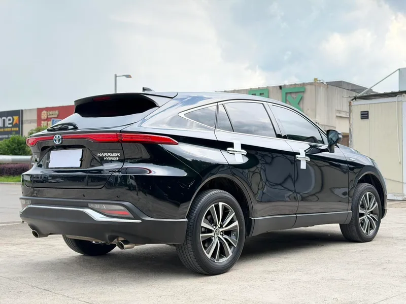 Toyota Harrier 2023 Intelligent electric hybrid double engine 2.5L E-CVT Two-wheel drive luxury edition exterior photo 5 Toyota Harrier 2023 Intelligent electric hybrid double engine 2.5L E-CVT Two-wheel drive luxury edition exterior photo 5