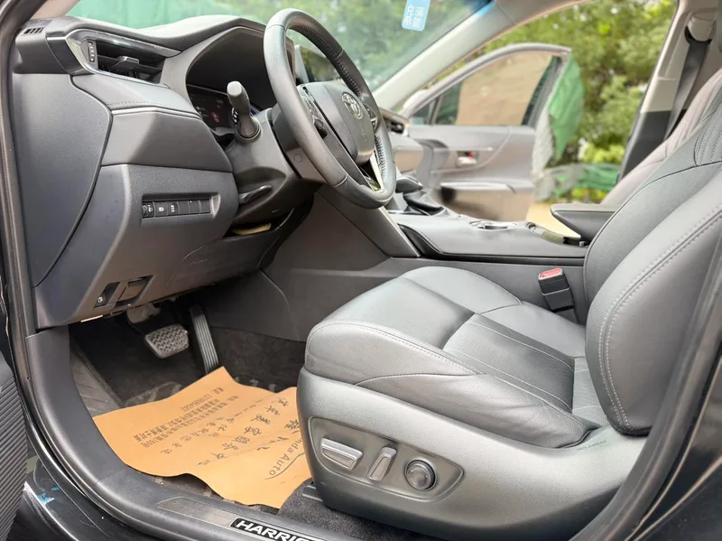 Toyota Harrier 2023 Intelligent electric hybrid double engine 2.5L E-CVT Two-wheel drive luxury edition exterior photo 8 Toyota Harrier 2023 Intelligent electric hybrid double engine 2.5L E-CVT Two-wheel drive luxury edition exterior photo 8