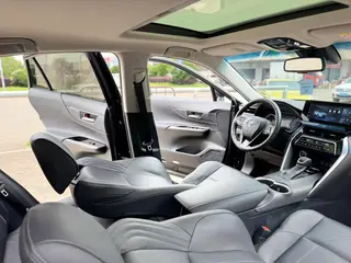 Toyota Harrier 2023 Intelligent electric hybrid double engine 2.5L E-CVT Two-wheel drive luxury edition interior photo 18 Toyota Harrier 2023 Intelligent electric hybrid double engine 2.5L E-CVT Two-wheel drive luxury edition interior photo 18