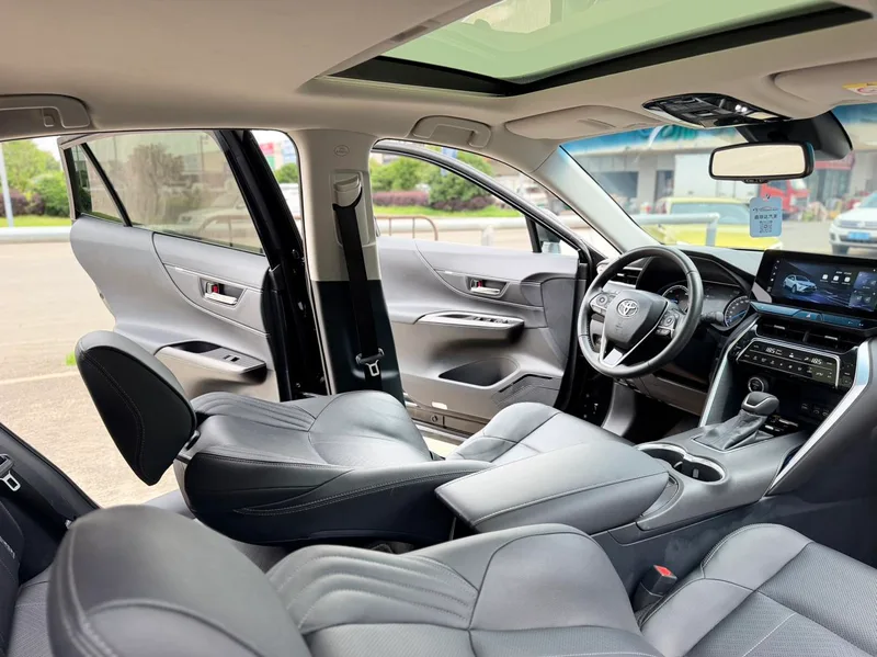 Toyota Harrier 2023 Intelligent electric hybrid double engine 2.5L E-CVT Two-wheel drive luxury edition interior photo 18 Toyota Harrier 2023 Intelligent electric hybrid double engine 2.5L E-CVT Two-wheel drive luxury edition interior photo 18