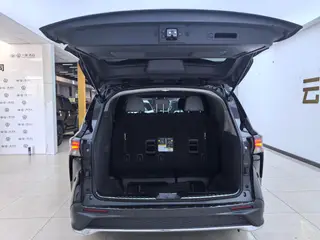 Toyota Granvia 2024 Intelligent electric hybrid double engine 2.5L 2WD Comfort Version interior photo 11 Toyota Granvia 2024 Intelligent electric hybrid double engine 2.5L 2WD Comfort Version interior photo 11