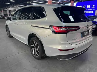 Volkswagen Viloran 2020 330TSI Edición de lujo exterior foto 7 Volkswagen Viloran 2020 330TSI Edición de lujo exterior foto 7