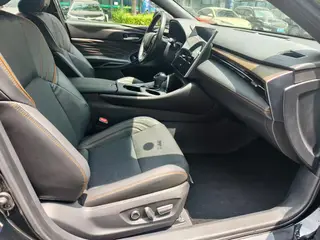 Toyota Avalon 2024 Intelligent electric hybrid double engine 2.0L E-CVT Luxury Edition interior photo 6 Toyota Avalon 2024 Intelligent electric hybrid double engine 2.0L E-CVT Luxury Edition interior photo 6