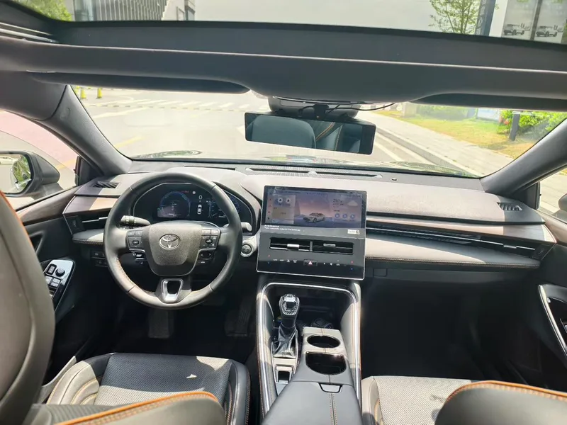 Toyota Avalon 2024 Intelligent electric hybrid double engine 2.0L E-CVT Luxury Edition interior photo 9 Toyota Avalon 2024 Intelligent electric hybrid double engine 2.0L E-CVT Luxury Edition interior photo 9