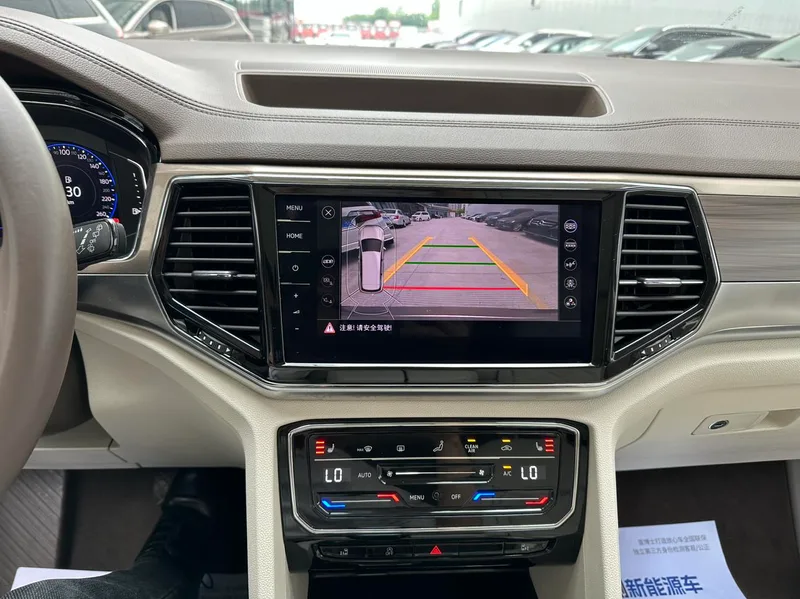 Volkswagen Viloran 2020 380TSI Premium Edition interior photo 16 Volkswagen Viloran 2020 380TSI Premium Edition interior photo 16