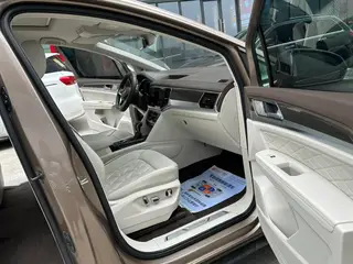 Volkswagen Viloran 2020 380TSI Premium Edition interior photo 19 Volkswagen Viloran 2020 380TSI Premium Edition interior photo 19