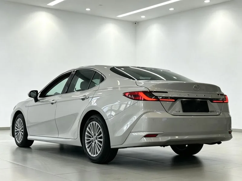 Toyota Camry 2024 Doble motor 2.0HGVP Edición de lujo exterior foto 5