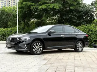 Volkswagen Lavida 2023 300TSI DSG Versión completa
