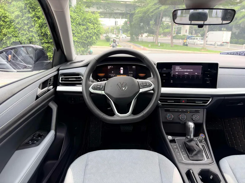 Volkswagen Lavida 2023 300TSI DSG Full escape version exterior photo 5 Volkswagen Lavida 2023 300TSI DSG Full escape version exterior photo 5