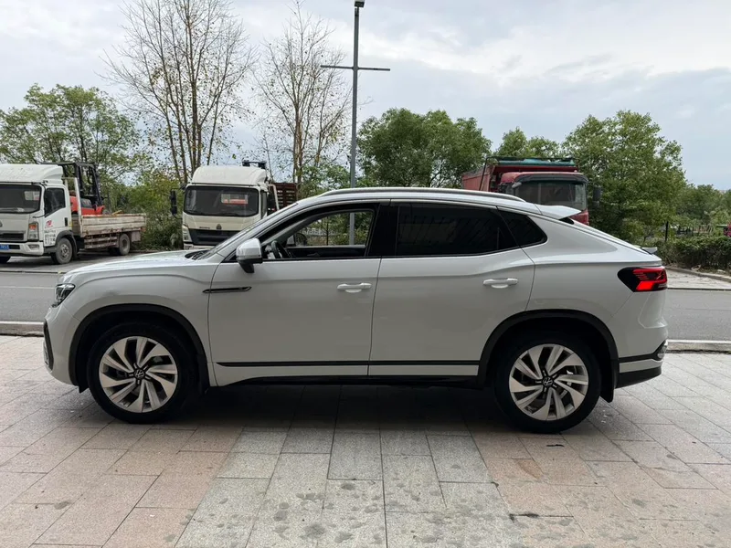 Volkswagen Tayron X 2020 330TSI Two-Drive Distinguished Zhilian Edition exterior photo 4 Volkswagen Tayron X 2020 330TSI Two-Drive Distinguished Zhilian Edition exterior photo 4