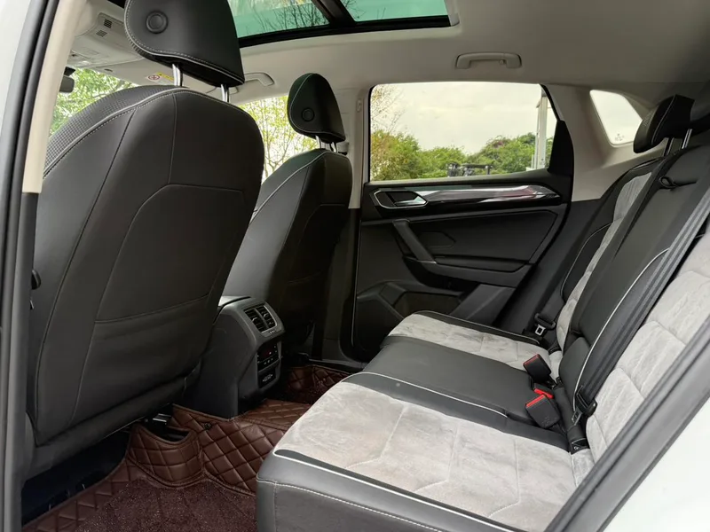 Volkswagen Tayron X 2020 330TSI Two-Drive Distinguished Zhilian Edition interior photo 9 Volkswagen Tayron X 2020 330TSI Two-Drive Distinguished Zhilian Edition interior photo 9