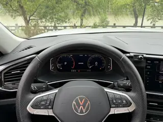 Volkswagen Tayron X 2020 330TSI Two-Drive Distinguished Zhilian Edition interior photo 13 Volkswagen Tayron X 2020 330TSI Two-Drive Distinguished Zhilian Edition interior photo 13