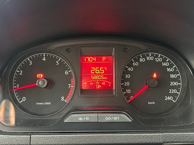 Volkswagen Jetta 2015 1.6L Automatic fashion type interior photo 13 Volkswagen Jetta 2015 1.6L Automatic fashion type interior photo 13