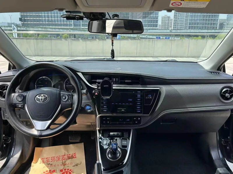Toyota Levin Plug-in Hybrid 2019 1.8PH GS CVT Versión de élite interior foto 11 Toyota Levin Plug-in Hybrid 2019 1.8PH GS CVT Versión de élite interior foto 11
