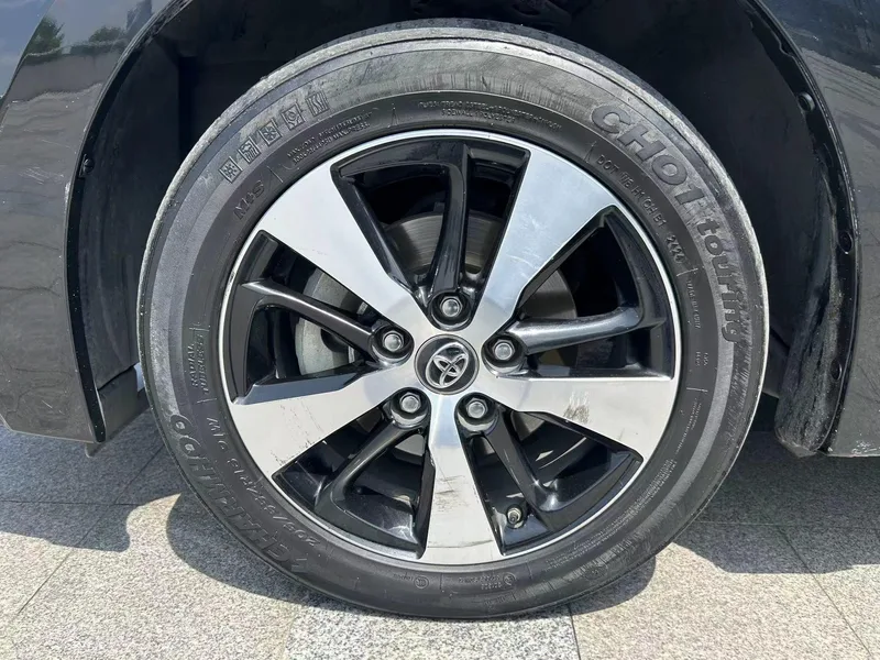 Toyota Levin Plug-in Hybrid 2019 1.8PH GS CVT Versión de élite interior foto 16 Toyota Levin Plug-in Hybrid 2019 1.8PH GS CVT Versión de élite interior foto 16