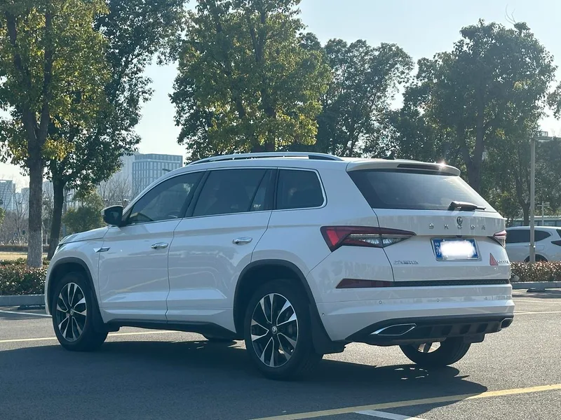 Skoda Kodiaq 2022 TSI330 7 Two-wheel-drive luxury edition exterior photo 4 Skoda Kodiaq 2022 TSI330 7 Two-wheel-drive luxury edition exterior photo 4