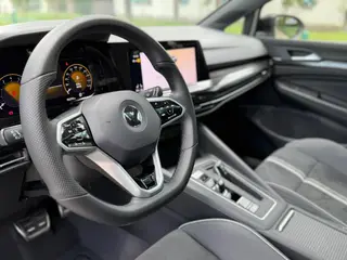 Volkswagen Golf 2021 280TSI DSG R-Line interior photo 18 Volkswagen Golf 2021 280TSI DSG R-Line interior photo 18