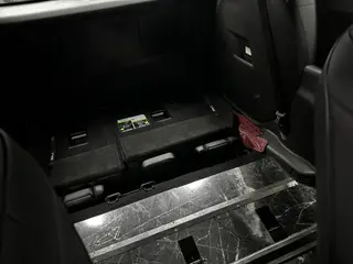 Toyota Sienna 2021 2.5L Hybrid Ultimate Edition interior photo 11 Toyota Sienna 2021 2.5L Hybrid Ultimate Edition interior photo 11
