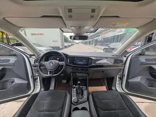 Volkswagen Tayron 2020 380TSI R-Line Zhilian Edition Four-wheel drive interior photo 20 Volkswagen Tayron 2020 380TSI R-Line Zhilian Edition Four-wheel drive interior photo 20