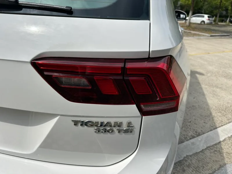 Volkswagen Tiguan L 2018 Restyling 330TSI Automatic Two-Drive Deluxe Edition exterior photo 9 Volkswagen Tiguan L 2018 Restyling 330TSI Automatic Two-Drive Deluxe Edition exterior photo 9