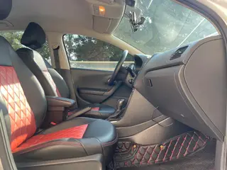 Volkswagen Polo 2018 1.5L Tipo de conducción automática interior foto 14 Volkswagen Polo 2018 1.5L Tipo de conducción automática interior foto 14