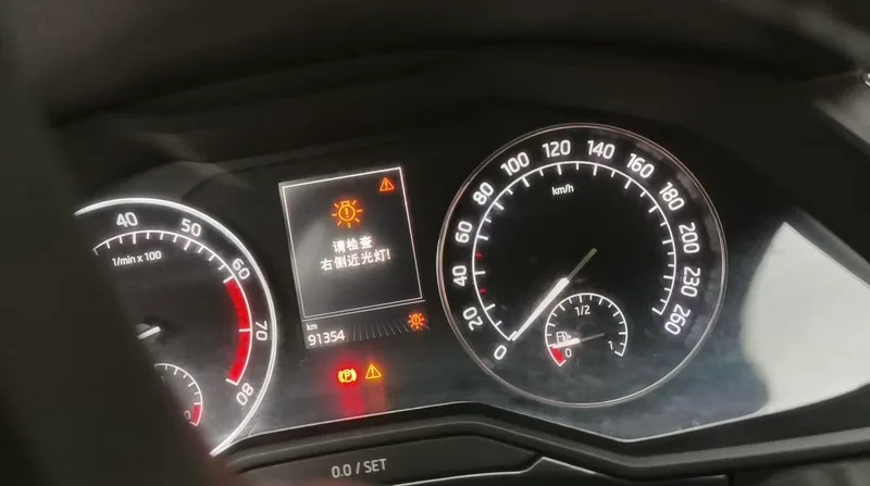Skoda Superb 2016 TSI280 DSG Zhixing Edition interior photo 12 Skoda Superb 2016 TSI280 DSG Zhixing Edition interior photo 12
