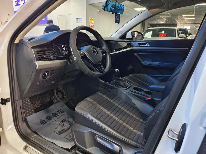 Volkswagen Lavida 2018 280TSI DSG Comfort Edition China V exterior photo 5 Volkswagen Lavida 2018 280TSI DSG Comfort Edition China V exterior photo 5