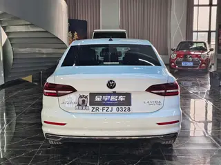 Volkswagen Lavida 2018 280TSI DSG Comfort Edition China V interior photo 9 Volkswagen Lavida 2018 280TSI DSG Comfort Edition China V interior photo 9