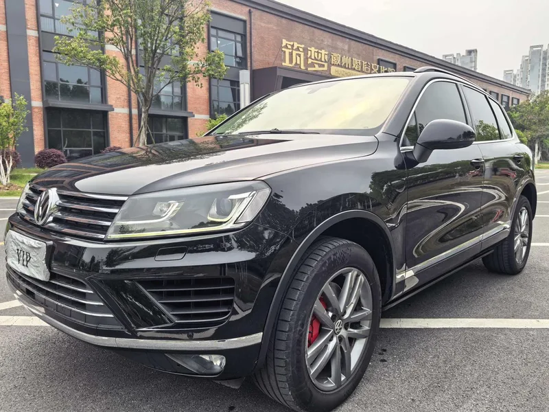 Volkswagen Touareg 2017 3.0TSI Tuoye type exterior photo 1 Volkswagen Touareg 2017 3.0TSI Tuoye type exterior photo 1