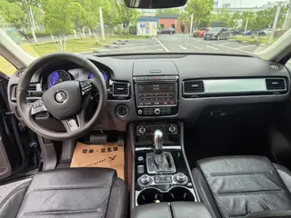 Volkswagen Touareg 2017 3.0TSI Tuoye type interior photo 15 Volkswagen Touareg 2017 3.0TSI Tuoye type interior photo 15