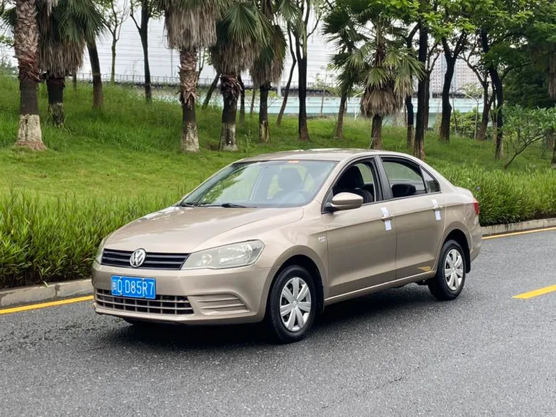 Volkswagen Jetta 2013 1.6L Manual fashion type exterior photo 1 Volkswagen Jetta 2013 1.6L Manual fashion type exterior photo 1