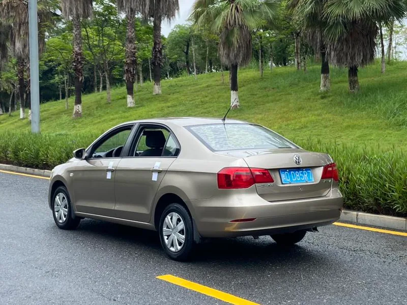 Volkswagen Jetta 2013 1.6L Manual fashion type exterior photo 6 Volkswagen Jetta 2013 1.6L Manual fashion type exterior photo 6