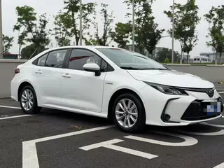 Toyota Corolla 2023 Intelligent electric hybrid double engine 1.8L E-CVT Elite Edition exterior photo 3 Toyota Corolla 2023 Intelligent electric hybrid double engine 1.8L E-CVT Elite Edition exterior photo 3