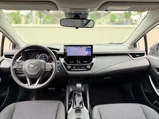 Toyota Corolla 2023 Intelligent electric hybrid double engine 1.8L E-CVT Elite Edition interior photo 6 Toyota Corolla 2023 Intelligent electric hybrid double engine 1.8L E-CVT Elite Edition interior photo 6