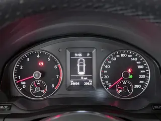 Volkswagen Scirocco 2011 1.4TSI Comfort Edition interior photo 11 Volkswagen Scirocco 2011 1.4TSI Comfort Edition interior photo 11