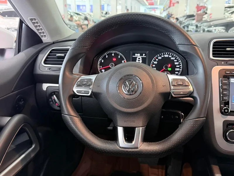 Volkswagen Scirocco 2011 1.4TSI Comfort Edition interior photo 13 Volkswagen Scirocco 2011 1.4TSI Comfort Edition interior photo 13