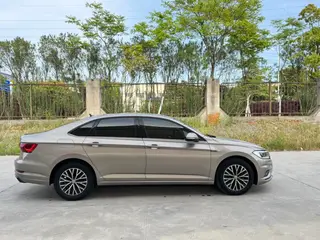 Volkswagen Sagitar 2020 280TSI DSG Comfortable Country VI exterior photo 4 Volkswagen Sagitar 2020 280TSI DSG Comfortable Country VI exterior photo 4