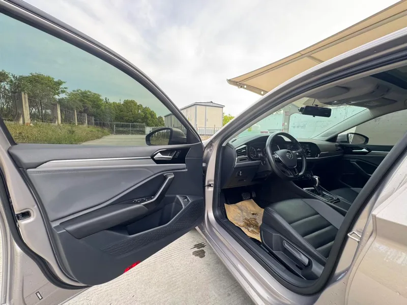 Volkswagen Sagitar 2020 280TSI DSG Comfortable Country VI interior photo 10 Volkswagen Sagitar 2020 280TSI DSG Comfortable Country VI interior photo 10