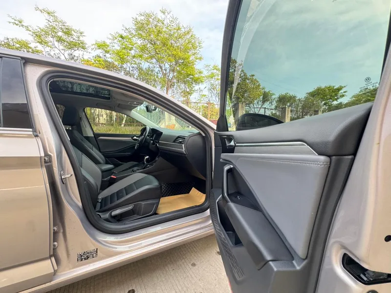 Volkswagen Sagitar 2020 280TSI DSG Comfortable Country VI interior photo 13 Volkswagen Sagitar 2020 280TSI DSG Comfortable Country VI interior photo 13