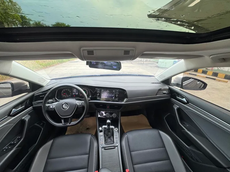 Volkswagen Sagitar 2020 280TSI DSG Comfortable Country VI interior photo 15 Volkswagen Sagitar 2020 280TSI DSG Comfortable Country VI interior photo 15