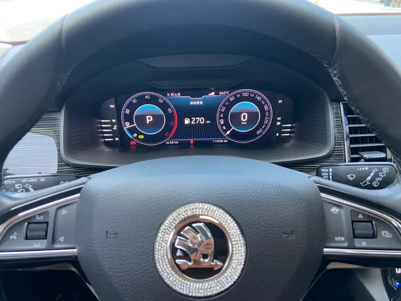 Skoda Kodiaq 2021 TSI330 7 Seat Two-Drive Luxury Premium Edition interior photo 9 Skoda Kodiaq 2021 TSI330 7 Seat Two-Drive Luxury Premium Edition interior photo 9