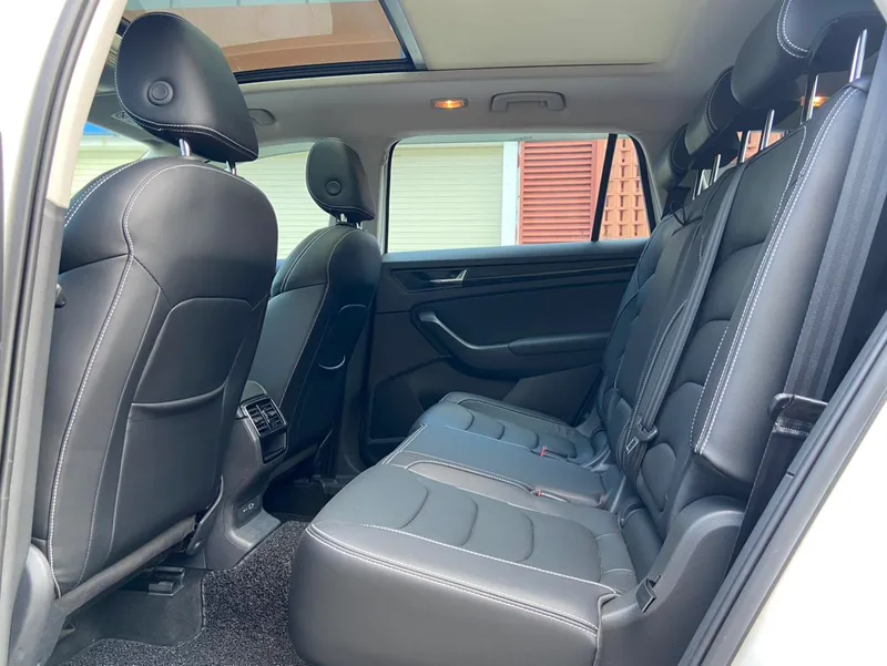 Skoda Kodiaq 2021 TSI330 7 Seat Two-Drive Luxury Premium Edition interior photo 10 Skoda Kodiaq 2021 TSI330 7 Seat Two-Drive Luxury Premium Edition interior photo 10