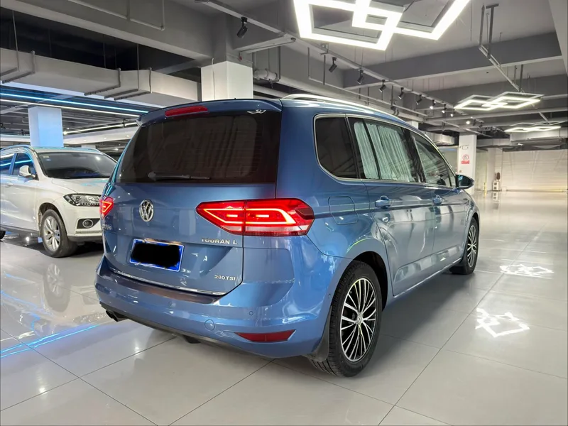 Volkswagen Touan L 2018 280TSI Tuojie Deluxe Edition 7 seat China V exterior photo 4 Volkswagen Touan L 2018 280TSI Tuojie Deluxe Edition 7 seat China V exterior photo 4