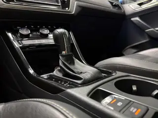 Volkswagen Touan L 2018 280TSI Tuojie Deluxe Edition 7 seat China V interior photo 10 Volkswagen Touan L 2018 280TSI Tuojie Deluxe Edition 7 seat China V interior photo 10