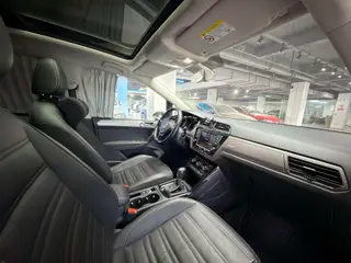 Volkswagen Touan L 2018 280TSI Tuojie Deluxe Edition 7 seat China V interior photo 12 Volkswagen Touan L 2018 280TSI Tuojie Deluxe Edition 7 seat China V interior photo 12