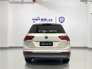 Volkswagen Tiguan L 2018 Mise à jour 330TSI Version confort automatique à deux roues motrices extérieur photo 3 Volkswagen Tiguan L 2018 Mise à jour 330TSI Version confort automatique à deux roues motrices extérieur photo 3