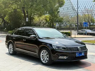 Volkswagen Passat 2017 330TSI DSG Honor Edition exterior photo 3 Volkswagen Passat 2017 330TSI DSG Honor Edition exterior photo 3