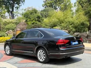 Volkswagen Passat 2017 330TSI DSG Honor Edition interior photo 12 Volkswagen Passat 2017 330TSI DSG Honor Edition interior photo 12